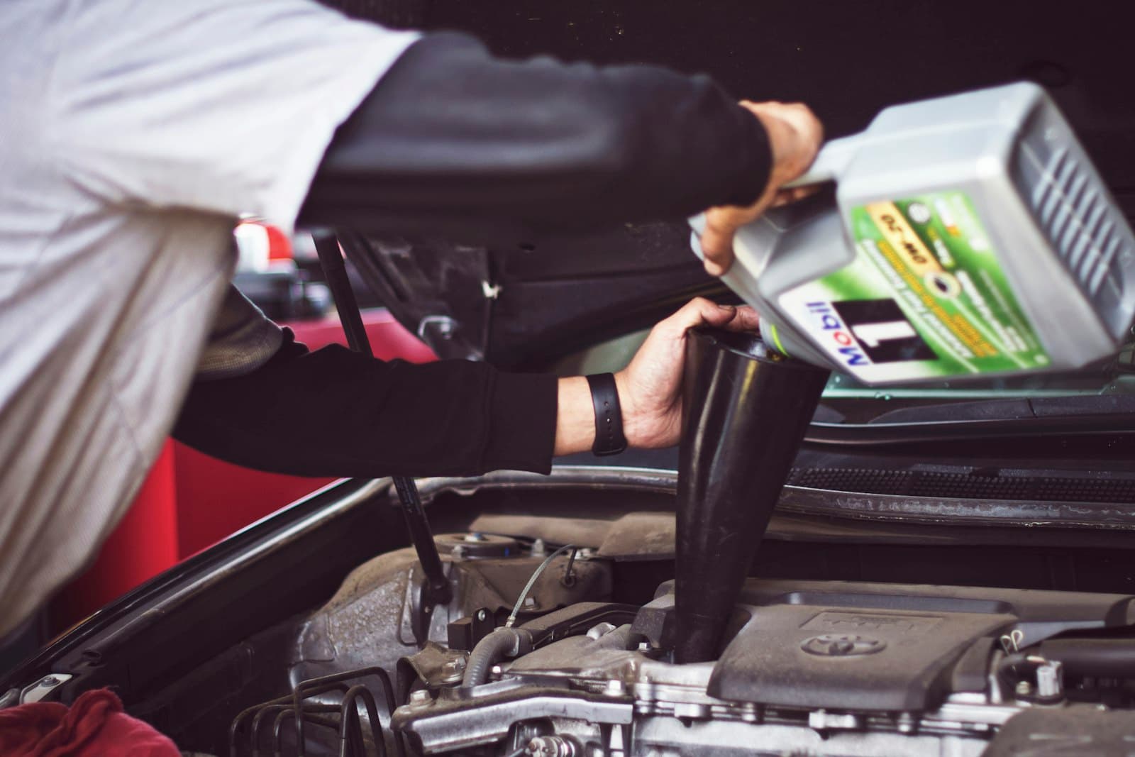 AutoPro Garage — Automotive website preview
